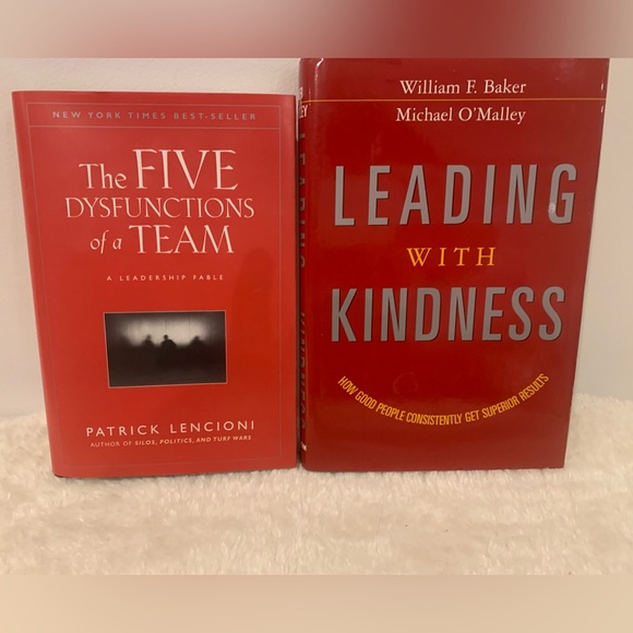 Leadership Book Set - Picture 5 of 7